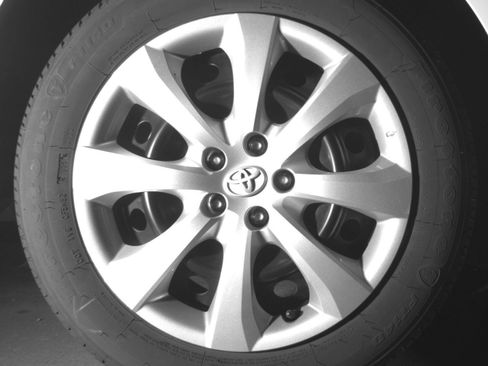 Used 2025 Toyota Corolla LE FWD image 18