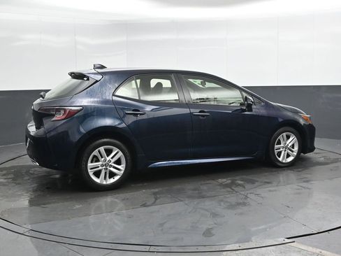 Used 2020 Toyota Corolla SE image 2