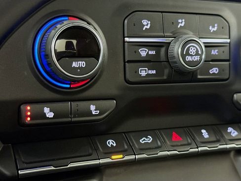 Used 2021 Chevrolet Silverado 1500 RST w/ Z71 Off-Road Package image 19