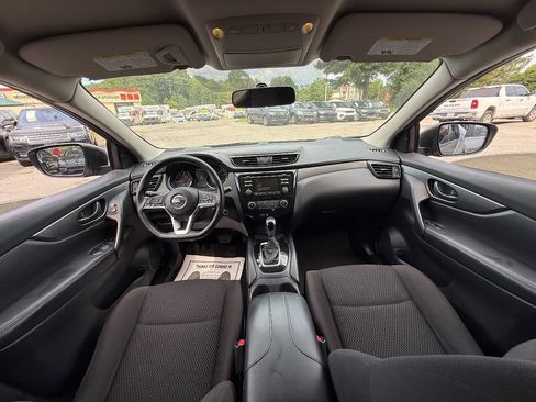 Used 2018 Nissan Rogue Sport S AWD/4WD image 11