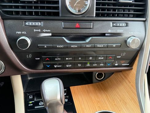 Used 2019 Lexus RX 350L AWD image 23