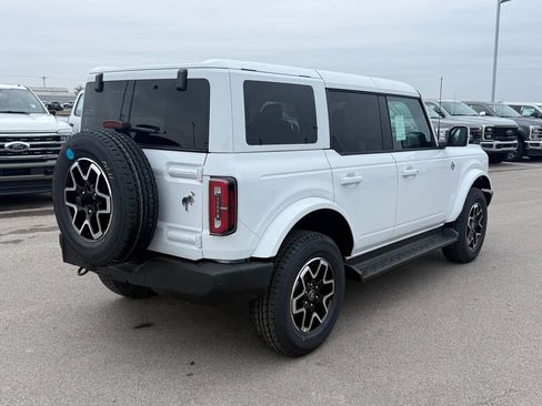 New 2025 Ford Bronco Outer Banks image 34