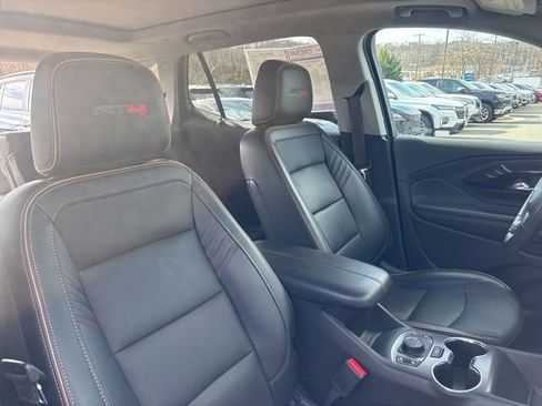 Used 2022 GMC Terrain AT4 w/ Infotainment Package II image 13