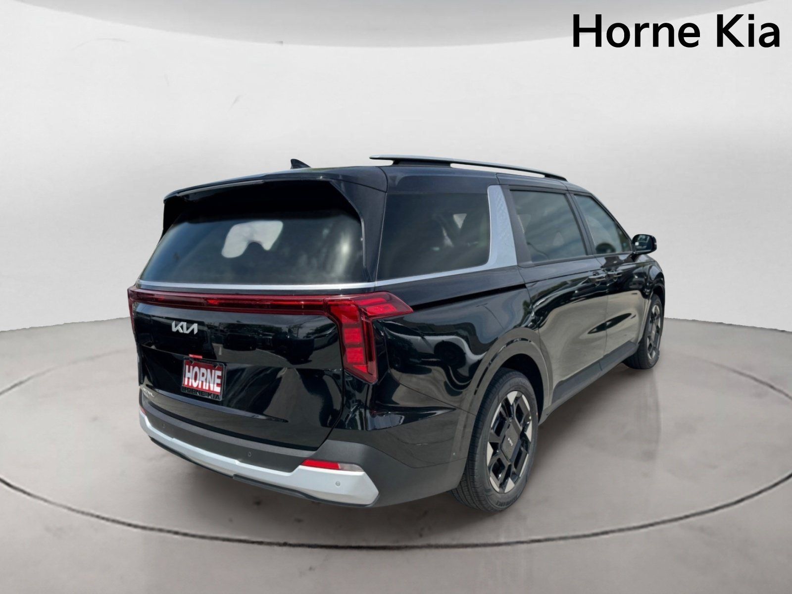 New 2026 Kia Carnival EX FWD image 4