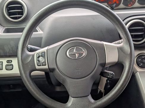 Used 2009 Scion xB FWD image 13