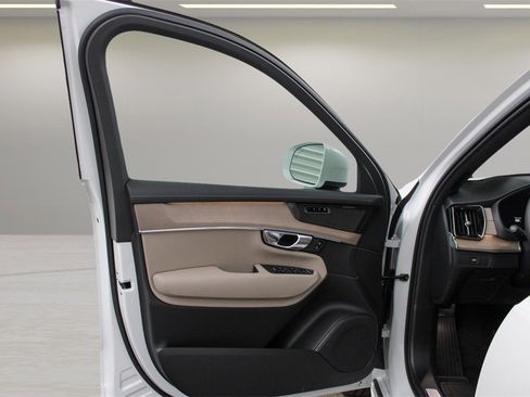 New 2026 Volvo XC90 B5 Ultra w/ Protection Package Premier image 64
