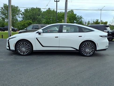 New 2026 Lexus ES 350e FWD image 4