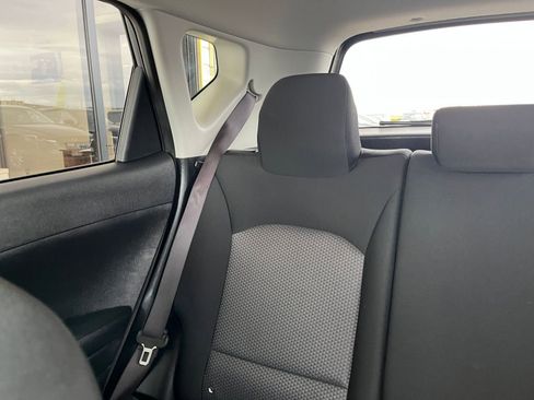 Used 2025 Kia Soul LX w/ LX Technology Package FWD image 38