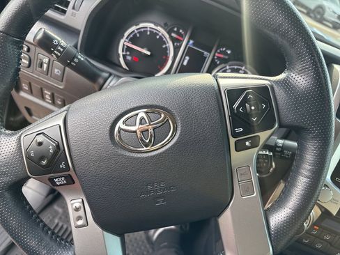 Used 2023 Toyota 4Runner Limited image 2