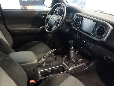 Used 2021 Toyota Tacoma TRD Off-Road w/ Blackout Package (TMS) AWD/4WD image 21