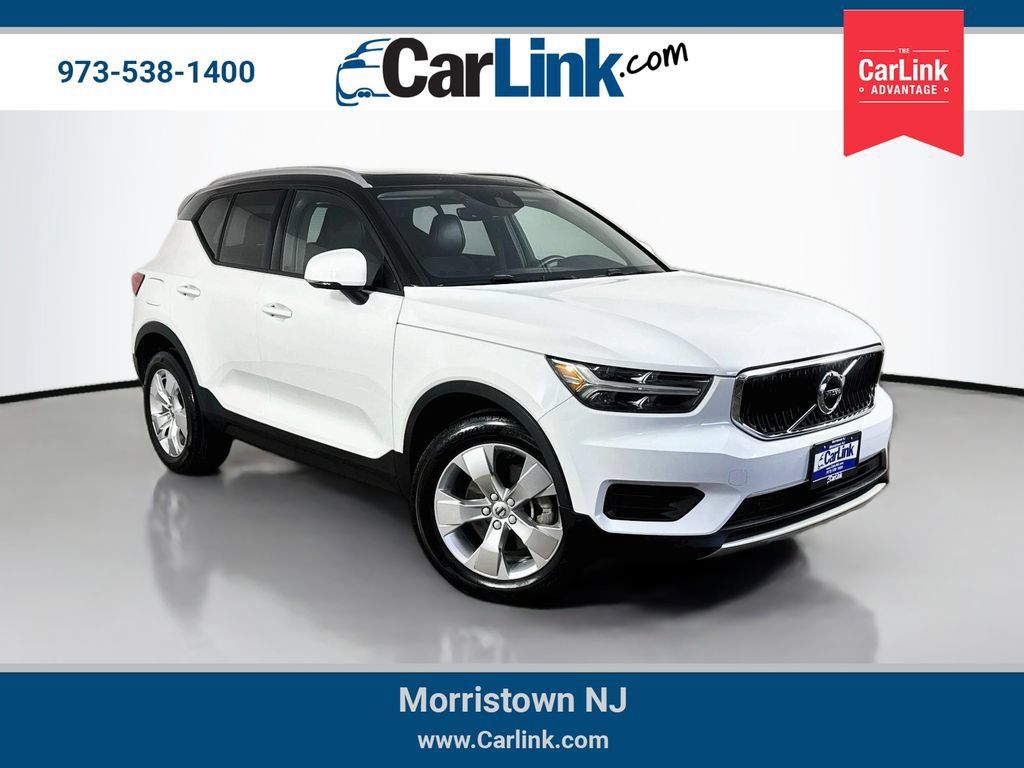 Used 2020 Volvo XC40 T5 Momentum w/ Protection Package AWD/4WD image 1
