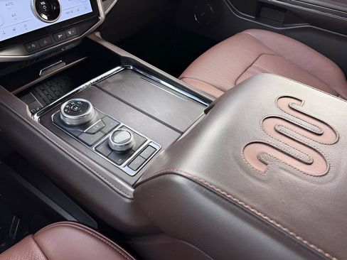 Used 2024 Ford Expedition Max King Ranch image 42