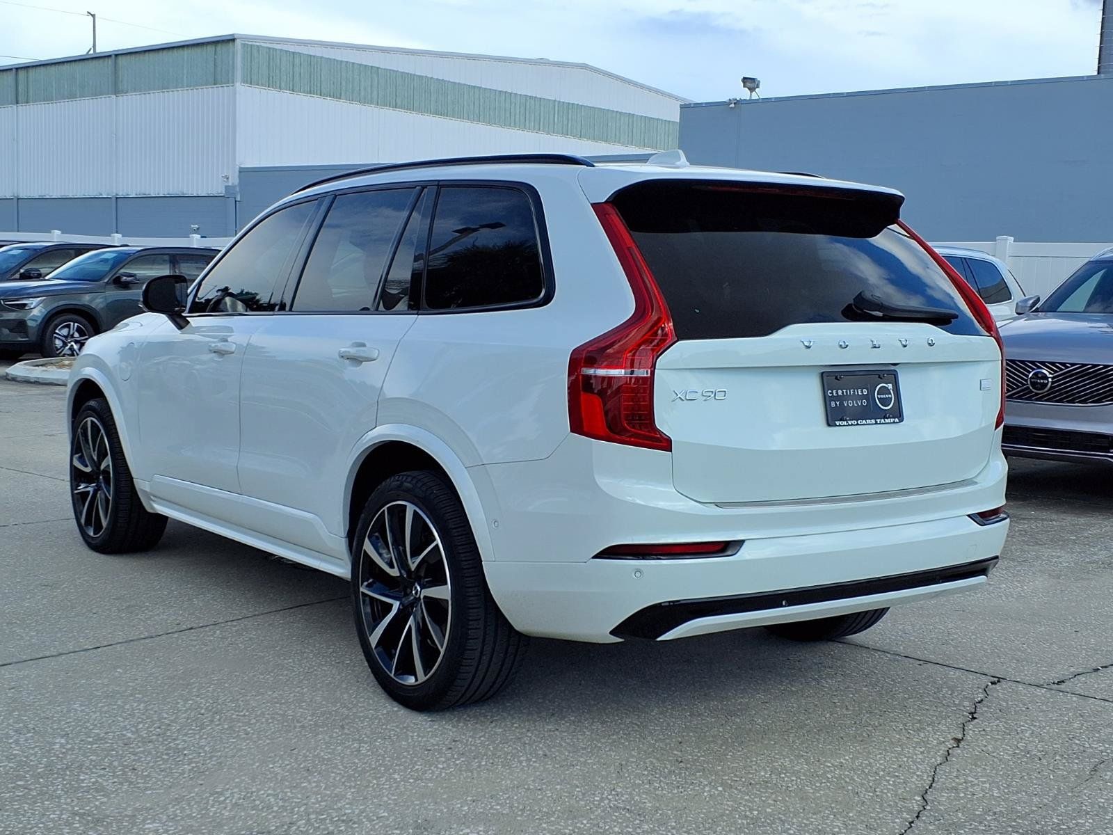 Certified 2023 Volvo XC90 T8 Plus w/ Protection Package Premier AWD/4WD image 5