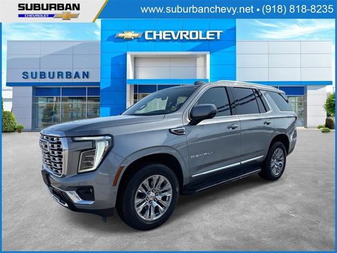 Used 2025 GMC Yukon Denali image 1