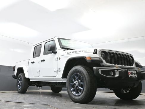 New 2026 Jeep Gladiator Sport AWD/4WD image 44