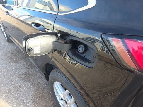 Certified 2024 Ford Edge SEL AWD/4WD image 17