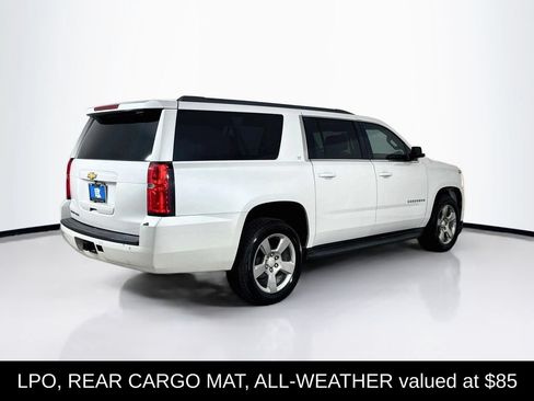 Used 2018 Chevrolet Suburban LT RWD image 8