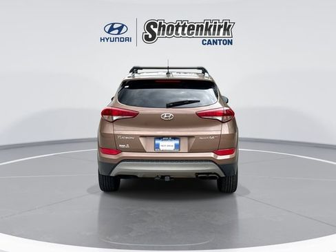 Used 2017 Hyundai Tucson Sport image 7