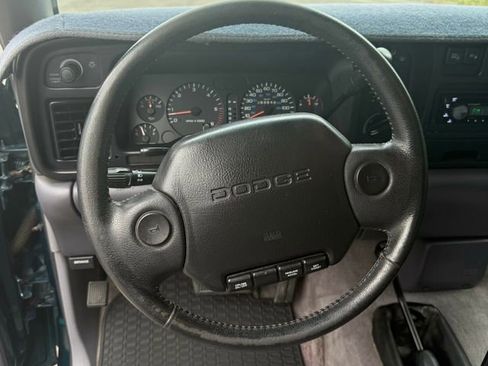 Used 1997 Dodge Ram 1500 Truck 4x4 Club Cab image 17