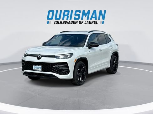 New 2026 Volkswagen Tiguan SE R-Line FWD image 4