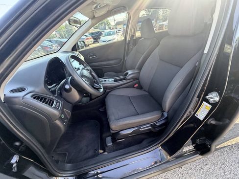 Used 2019 Honda HR-V LX image 33