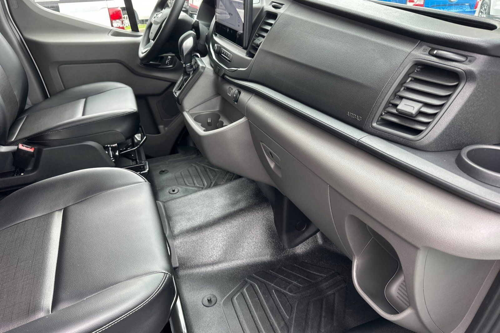 New 2027 Ford Transit 250 Low Roof RWD image 16