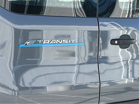 Used 2024 Ford E-Transit 148 High Roof image 39