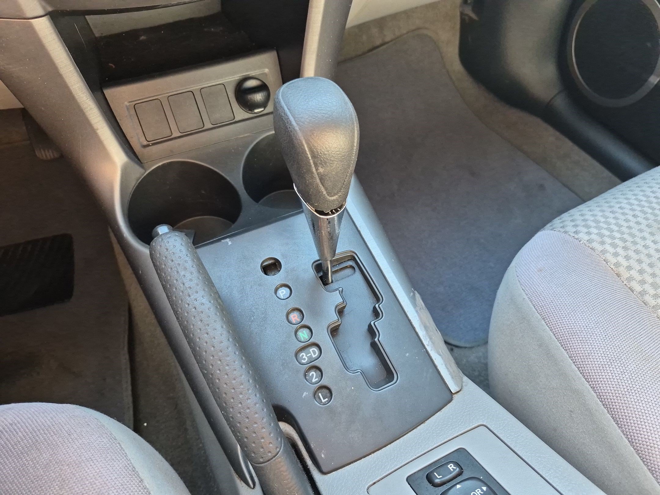 Used 2008 Toyota RAV4 4WD image 23
