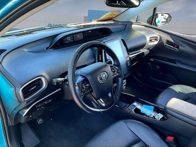 Used 2021 Toyota Prius Prime Limited w/ Carpet Mat Package (TMS) FWD image 19