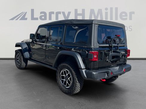 Used 2025 Jeep Wrangler Unlimited Rubicon w/ Steel Bumper Group image 3