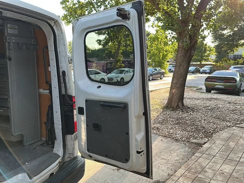 Used 2018 Nissan NV 2500 SV w/ Navigation Package RWD image 15