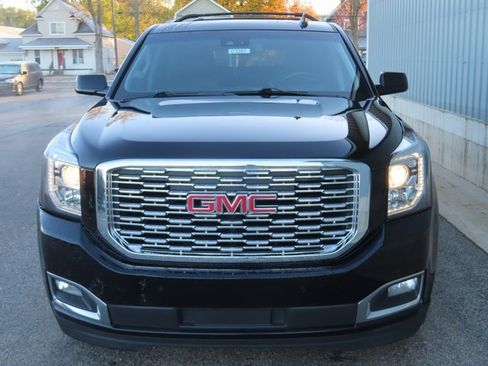 Used 2020 GMC Yukon XL SLT image 10
