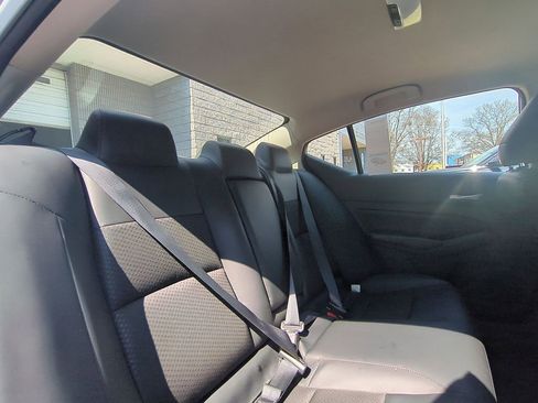 Used 2025 Nissan Altima 2.5 SR AWD/4WD image 29