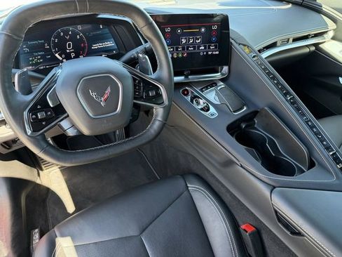 Used 2020 Chevrolet Corvette Stingray Preferred Cpe w/ 2LT Preferred Equipment Group image 17