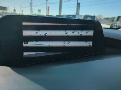 Used 2024 MAZDA MAZDA3 s image 18