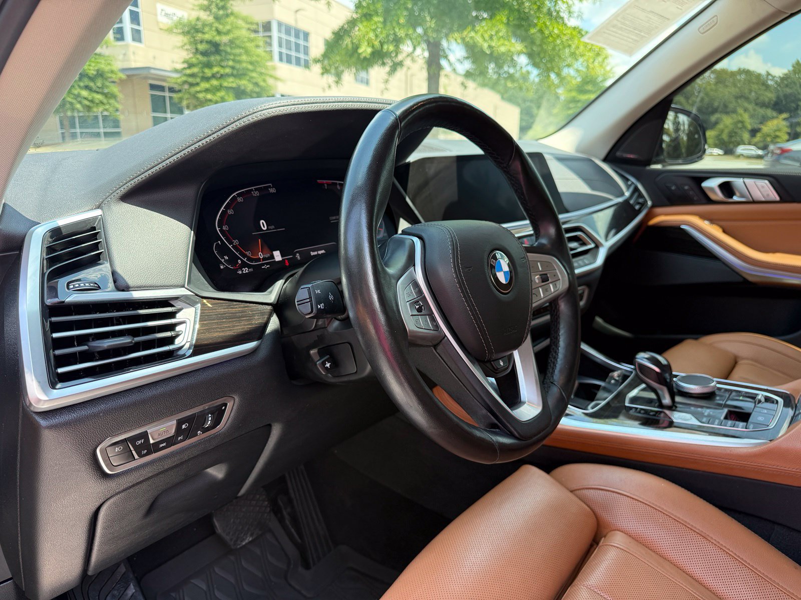 Used 2019 BMW X7 xDrive40i w/ Premium Package AWD/4WD image 22