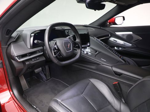 Used 2021 Chevrolet Corvette Stingray Preferred Cpe w/ Battery Protection Package RWD image 15