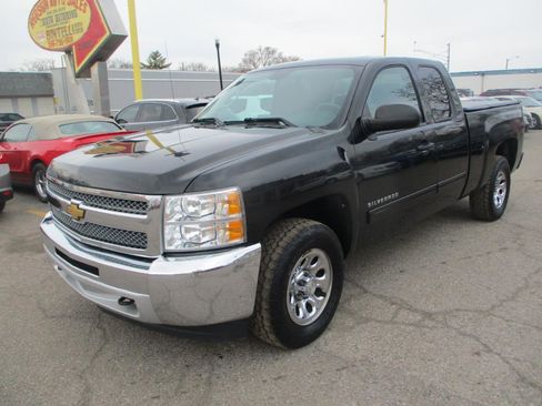 Used 2012 Chevrolet Silverado 1500 LT image 3