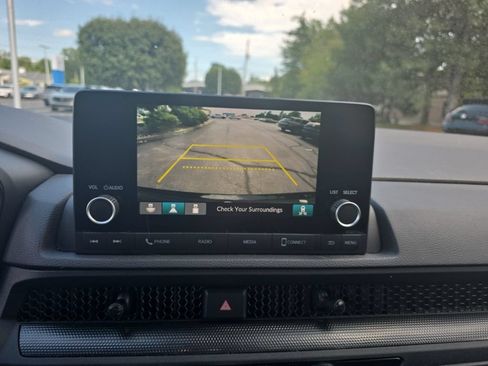 Certified 2024 Honda CR-V EX image 18