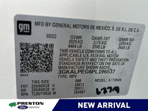 Used 2023 GMC Terrain SLT FWD image 11