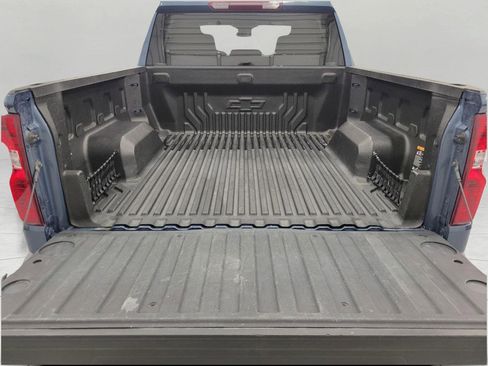 Used 2024 Chevrolet Silverado 1500 LT image 16