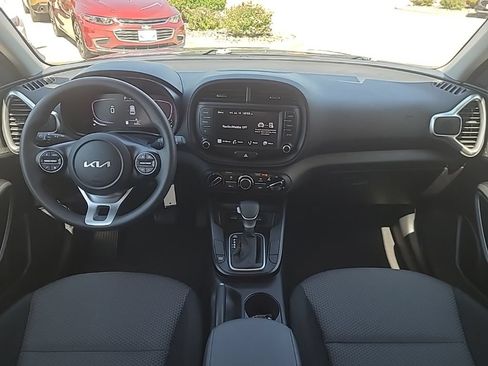 Certified 2024 Kia Soul LX w/ Option Group 015 FWD image 15