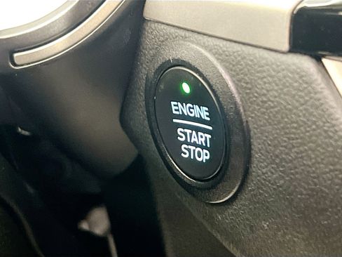 Used 2022 Ford Escape SE w/ Convenience Package image 24