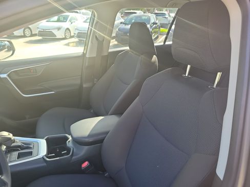 Used 2024 Toyota RAV4 LE FWD image 21