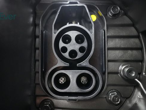 Used 2023 Hyundai Ioniq 6 SEL RWD image 10