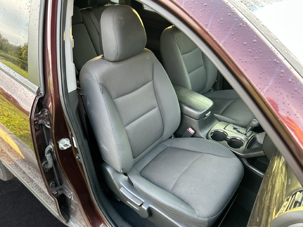Used 2013 Kia Sorento LX w/ Convenience Pkg FWD image 29