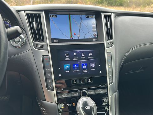 Used 2019 INFINITI Q60 3.0t Luxe w/ Essential Package image 27