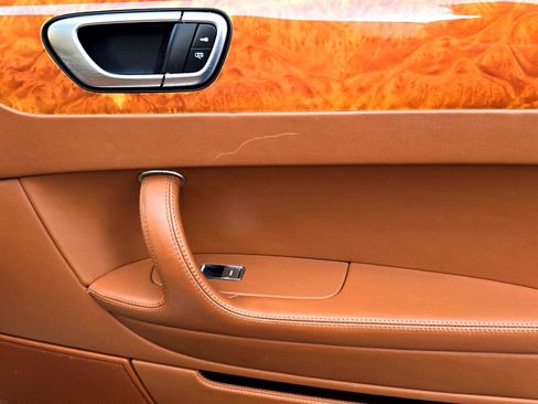 Used 2007 Bentley Flying Spur Flying Spur image 25