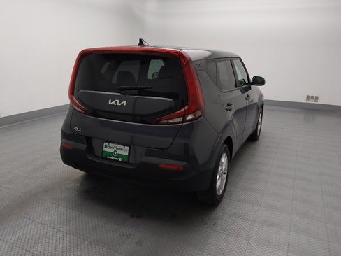 Used 2022 Kia Soul LX w/ Technology Package FWD image 7
