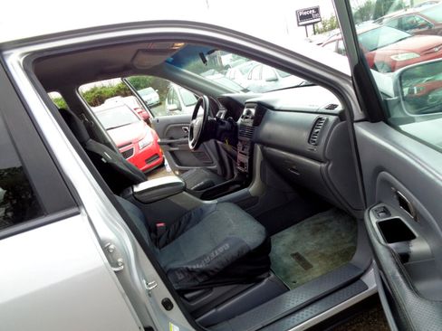 Used 2004 Honda Pilot EX image 17